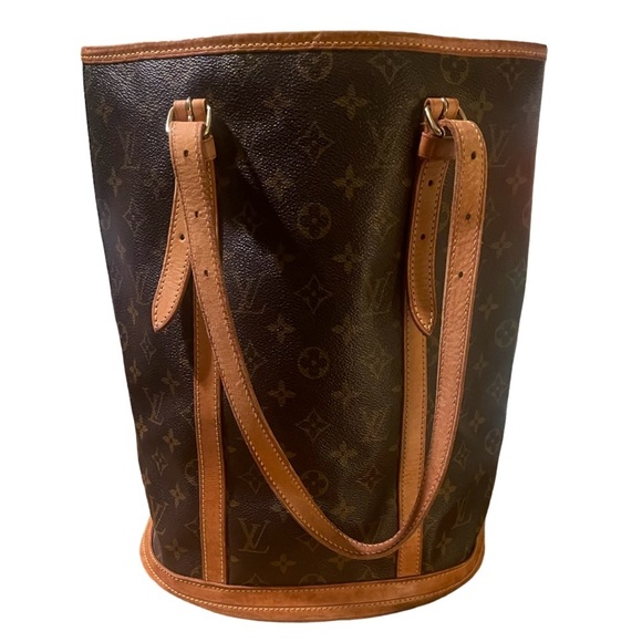 Authentic Louis Vuitton GM Bucket Bag 🥳 - Picture 14 of 15